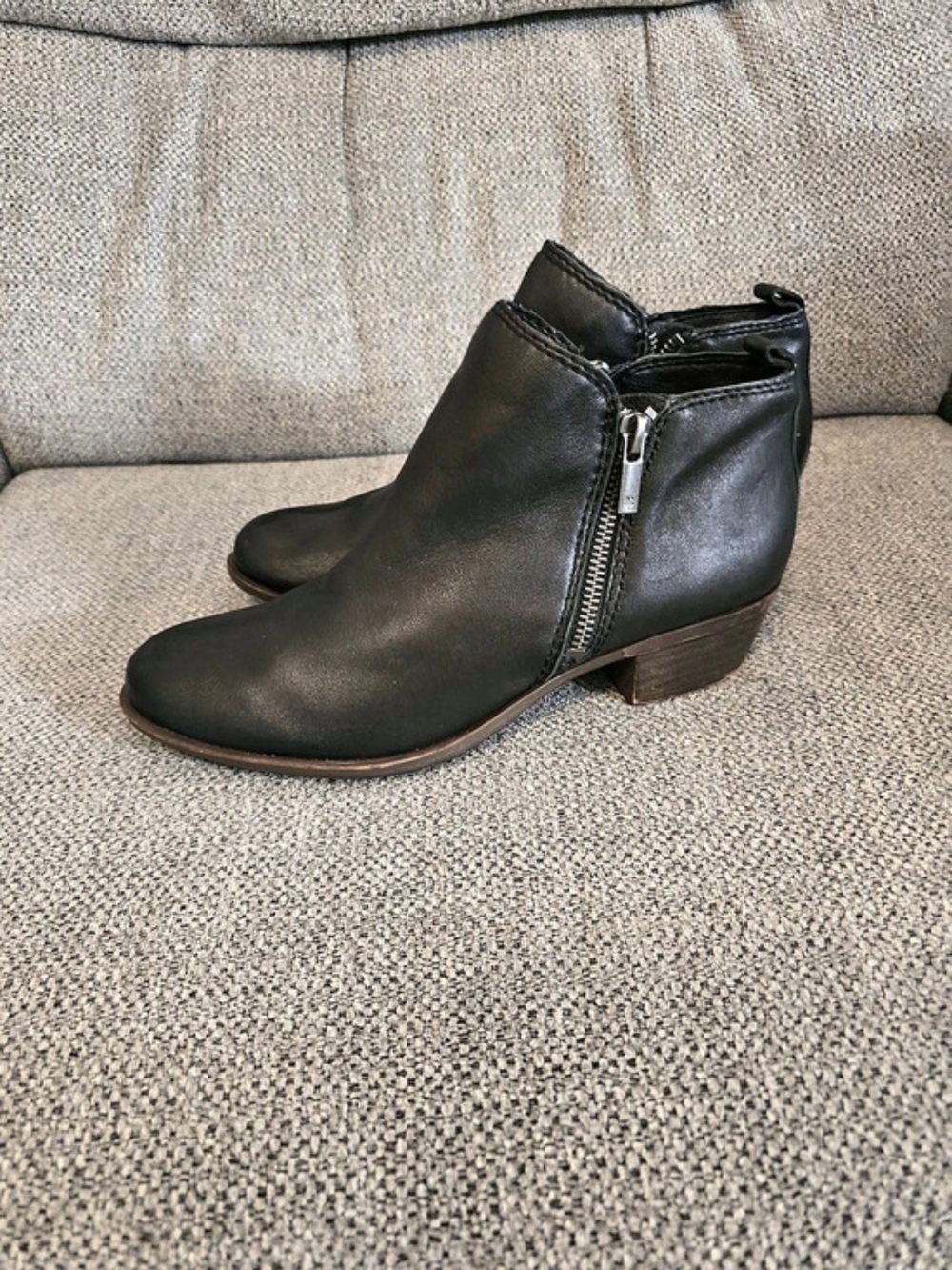 Lucky Band Basel Black Leather Double Zip Ankle Bootie Size 7.5 BoHo Style.